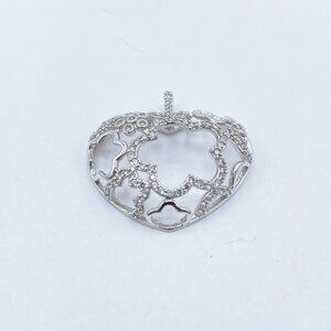 925 Silver Little Crystals Heart Shape Pendant Medium Size